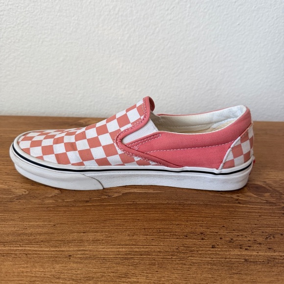 Vans Checkerboard Slip-On in Blush Pink and White - Picture 4 of 10
